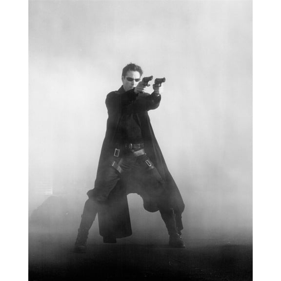 Keanue Reeves as Neo two guns blazing The Matrix 4x6 inch photo