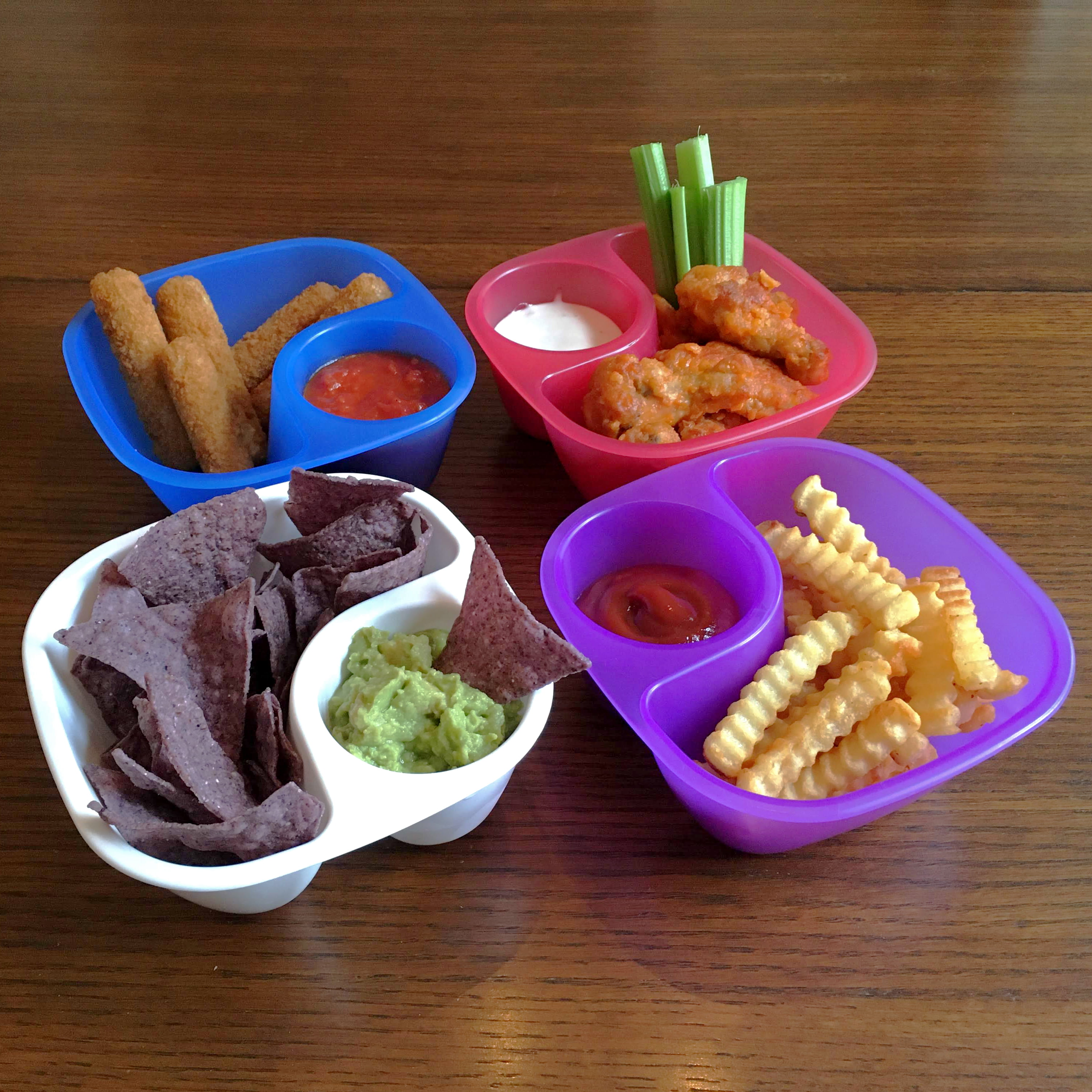 Weewooday Snack and Dip Bowls, Chips Serving Bowls Anti Soggy Divided Bowl  plastic Stackable Dish Microwave and Dishwasher Safe Container for Chips