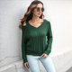thumbnail image 4 of Suéter Informal de Punto Grueso con Cuello en V y Larga para Mujer con Hombros Descubiertos Verde L, 4 of 10