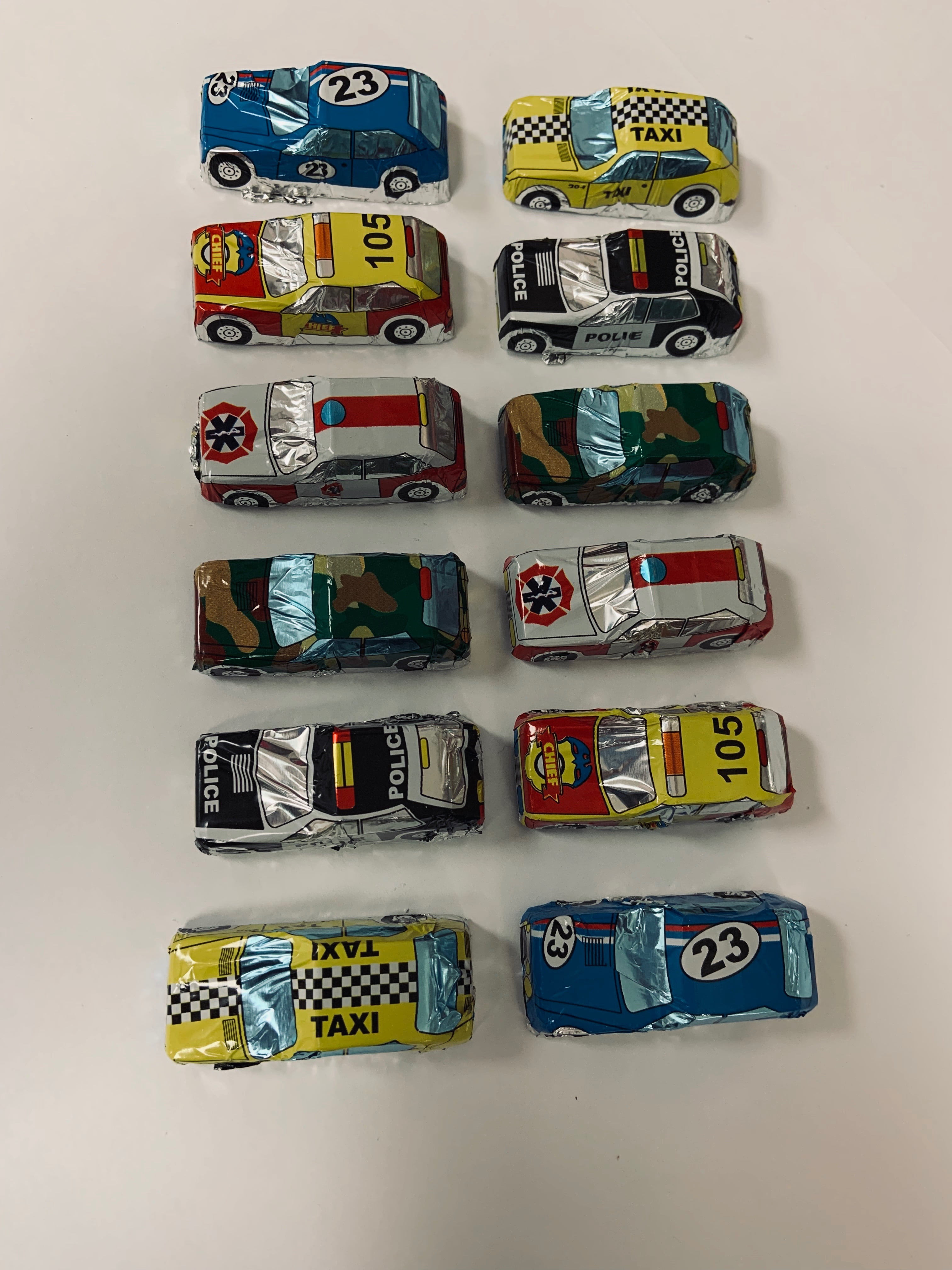 Wockenfuss Candies Milk Chocolate Cars, 1 dozen