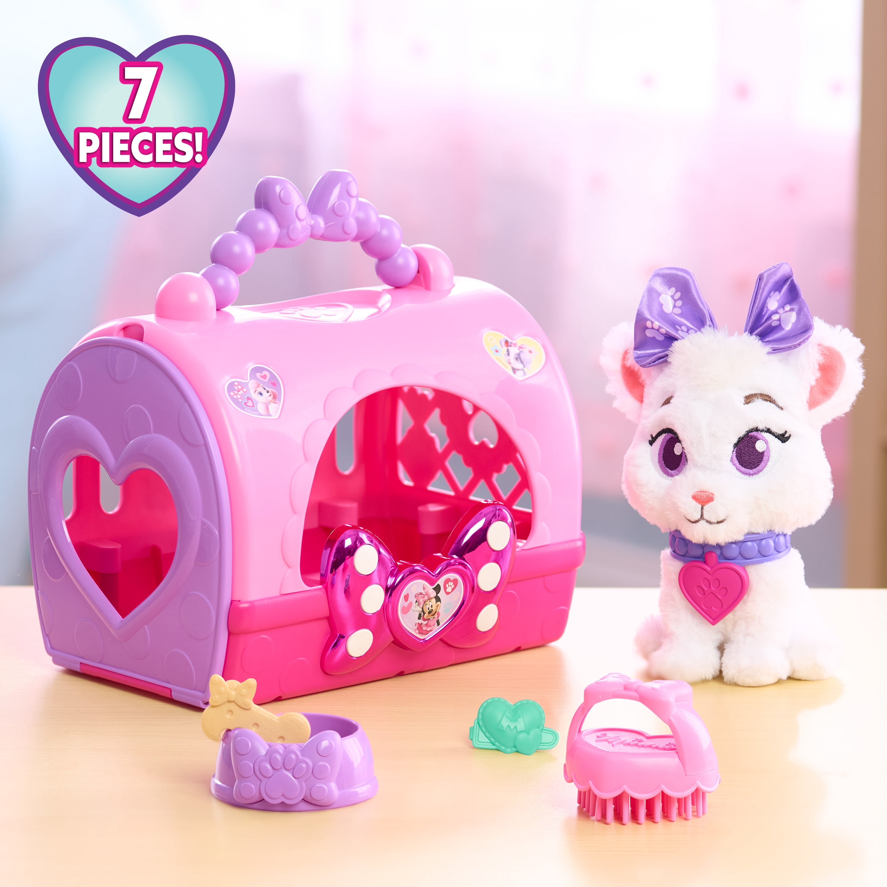 Disney Jr. Minnie Mouse Pampered Paws Pet Carrier, 7-Piece Role-Play Set with Plush Kitty, Collar, Brush and Accessories, Ages 3 Years and up