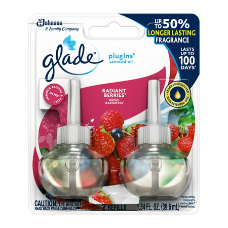 Glade PlugIns Scented Oil Refill Radiant Berries, Essential Oil Infused Wall Plug In, Up to 100 Days of Continuous Fragrance, 1.34 oz, Pack of