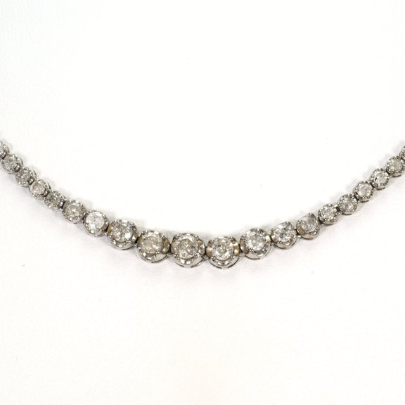 Pre-Owned 18K (18-karat white gold) necklace with 5.00ct diamonds, total weight 11.6g, 39cm...