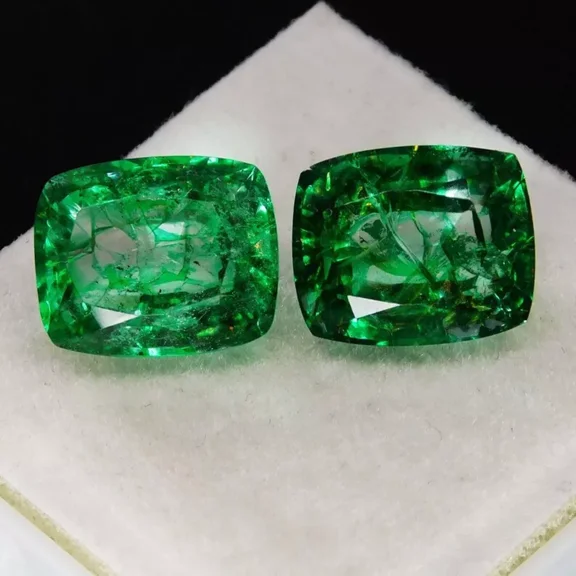 The World's Best High Quality Green Emerald Natural Pair 13.20 Ct Cushion Cut