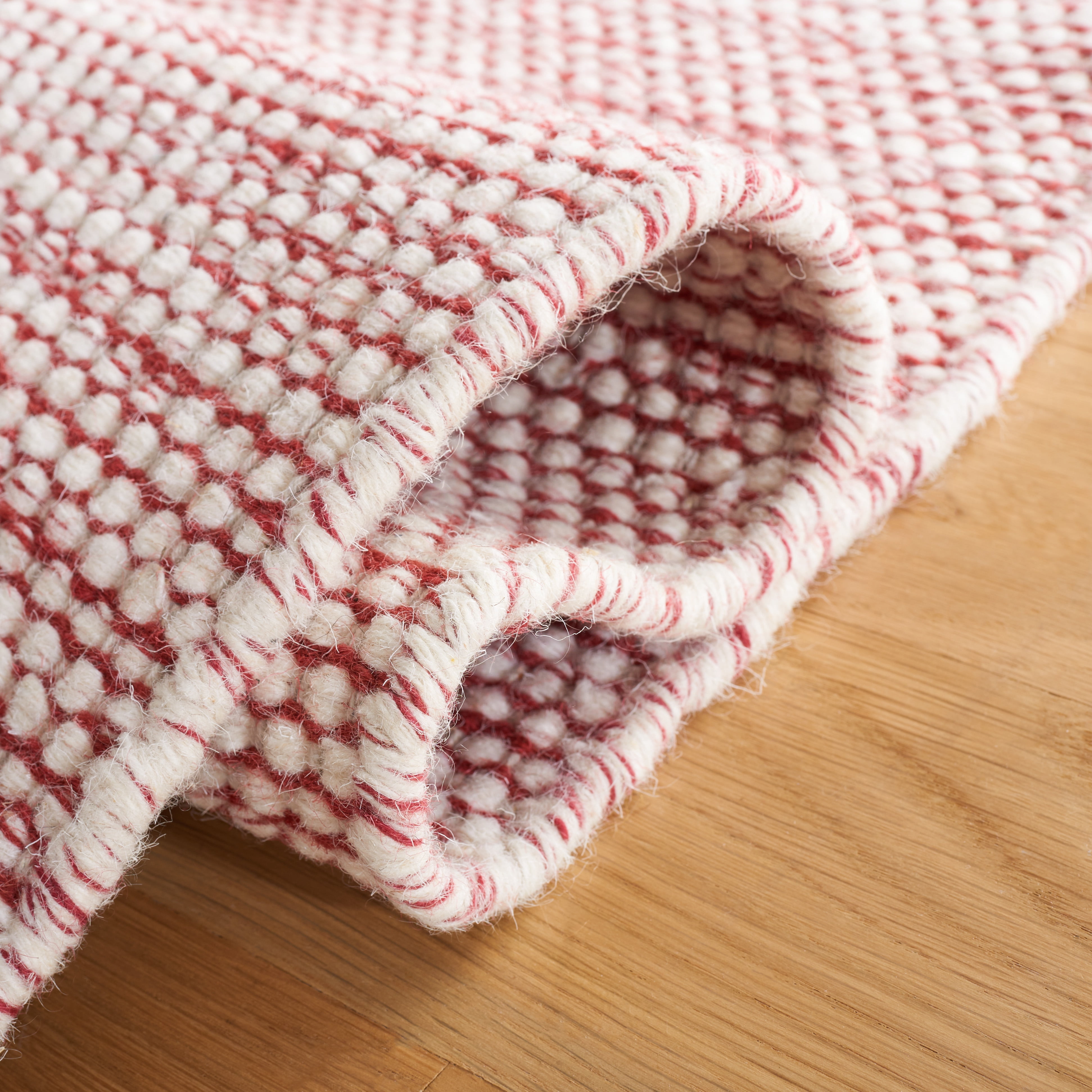 SAFAVIEH Natura Mellony Solid Runner Rug, Red/Ivory, 2'3" x 8'