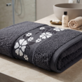 thumbnail image 1 of Toalla de medio baño 140x70 cm (400 gramos), Composición: 70% Algodón confeccionado con Hilo Open y 30% poliéster, Ideal para el baño, una visita a la playa o a la alberca.MOD206 OXFORD, 1 of 1