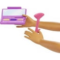 thumbnail image 2 of Barbie Barbie Maquilleuse Poupée avec accessoires, 2 of 6
