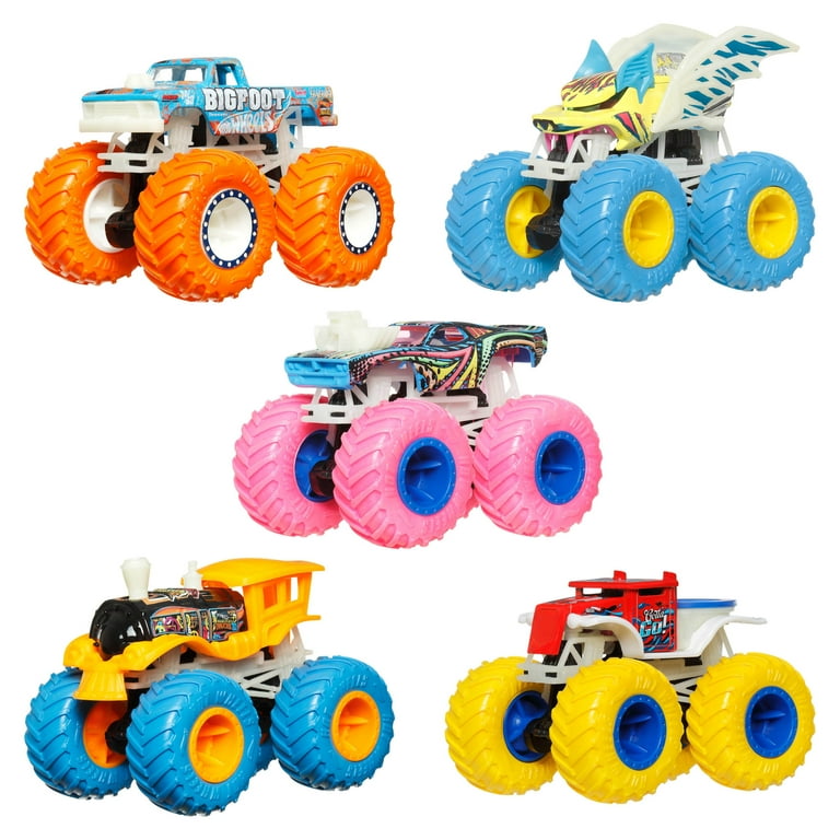 Hot Wheels Monster Trucks 1:64 Scale Glow-in-the-Dark Toy Truck photo 6