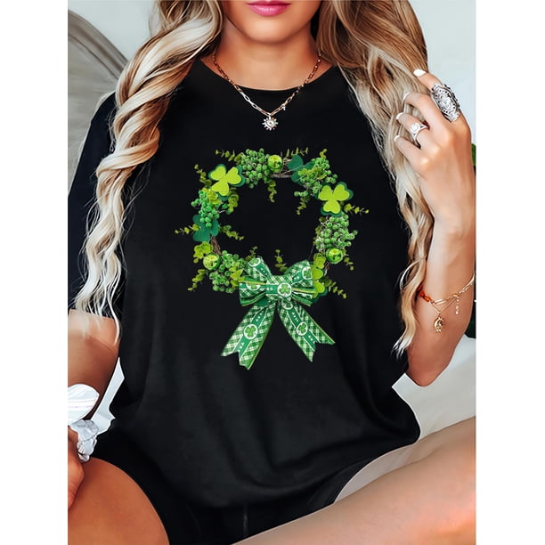 Women's St. Patrick's Day Black T-Shirt with Green Clover Wreath and Bow Print - Casual Short SleeveCamisetas de verano para mujer, manga corta, cuello redondo, casual, lindo, con gráficos, camisetas