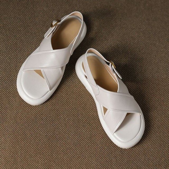 Sandalias de alta calidad, sandalias de Pu para mujer, cómodas, suaves, antideslizantes, transpirables, 35-42, hebilla de gran tamaño, punta abierta, tacón bajo 37 Gao Jinjia LED