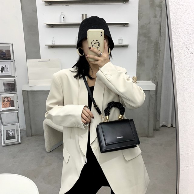 Bolso de mensajero plisado con asa para mujer, bolsos de hombro de color sólido de PU (negro) Tmvgtek Para estrenar