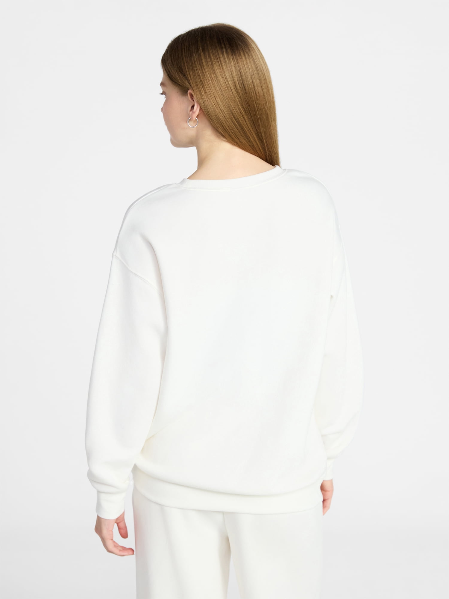 No Boundaries Oversized Fleece Sweatshirt with Long Sleeves, Women's XXS-4X