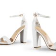 thumbnail image 3 of Sandalia DREAM PAIRS con Tacones Anchos Altos de 10 cm en Blanco Perla, 3 of 7