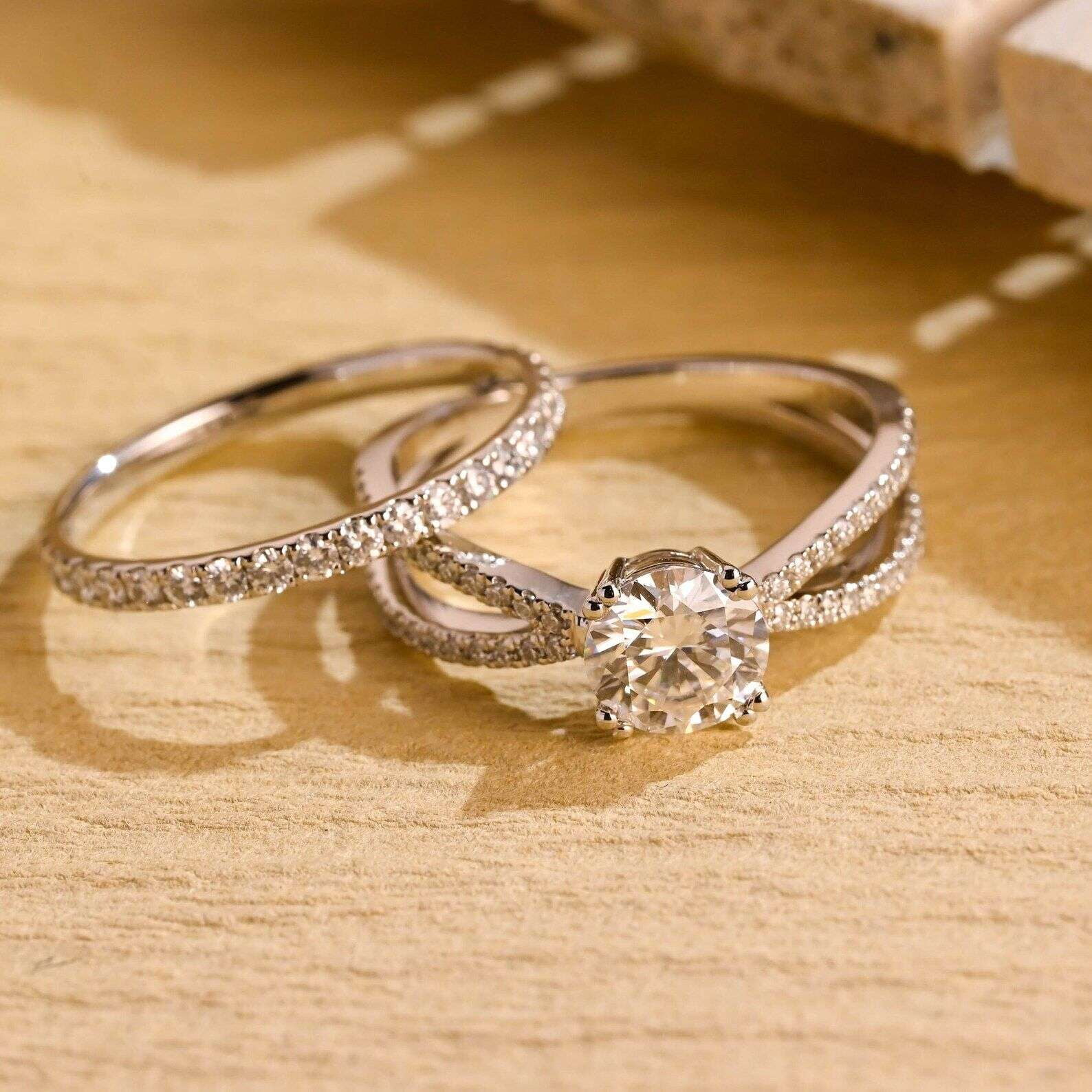 vylahjewellery Brilliant Round Cut Diamond Proposal Jewelry Ring Elegant 925 Sterling Silver Wedding Bridal Ring Set Classic Moissanite Engagement Anniversary Rings