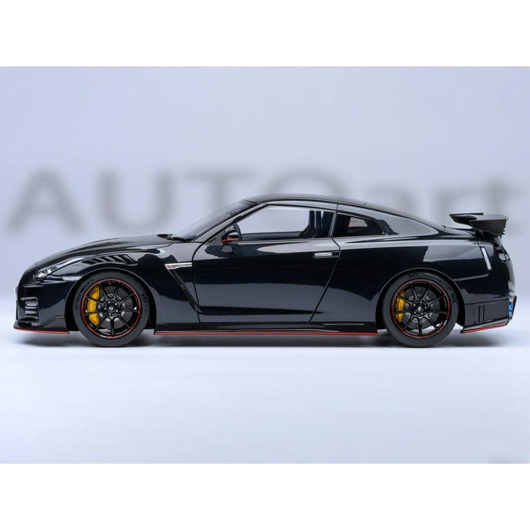 AUTOart 1/18 - NISSAN Nismo (R35) GT-R Special Edition