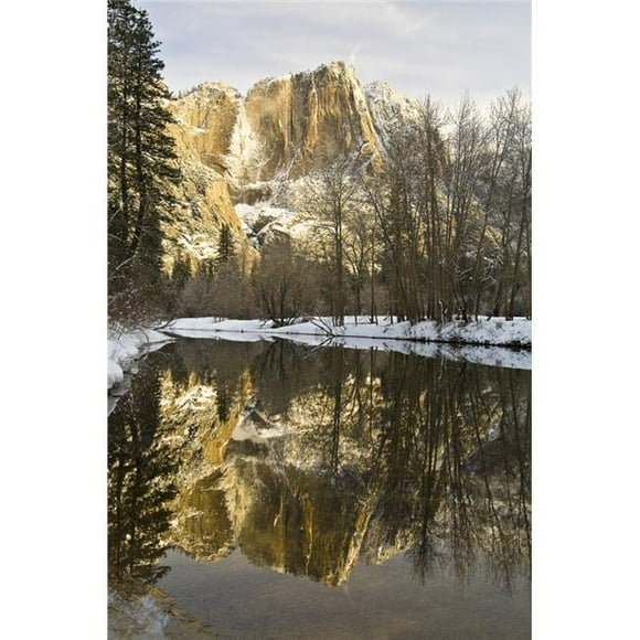 Posterazzi DPI1830148 Mountains Reflecting in Merced River in Winter Yosemite National Park California United States of America Poster Print by Robert Brown, 11 x 17