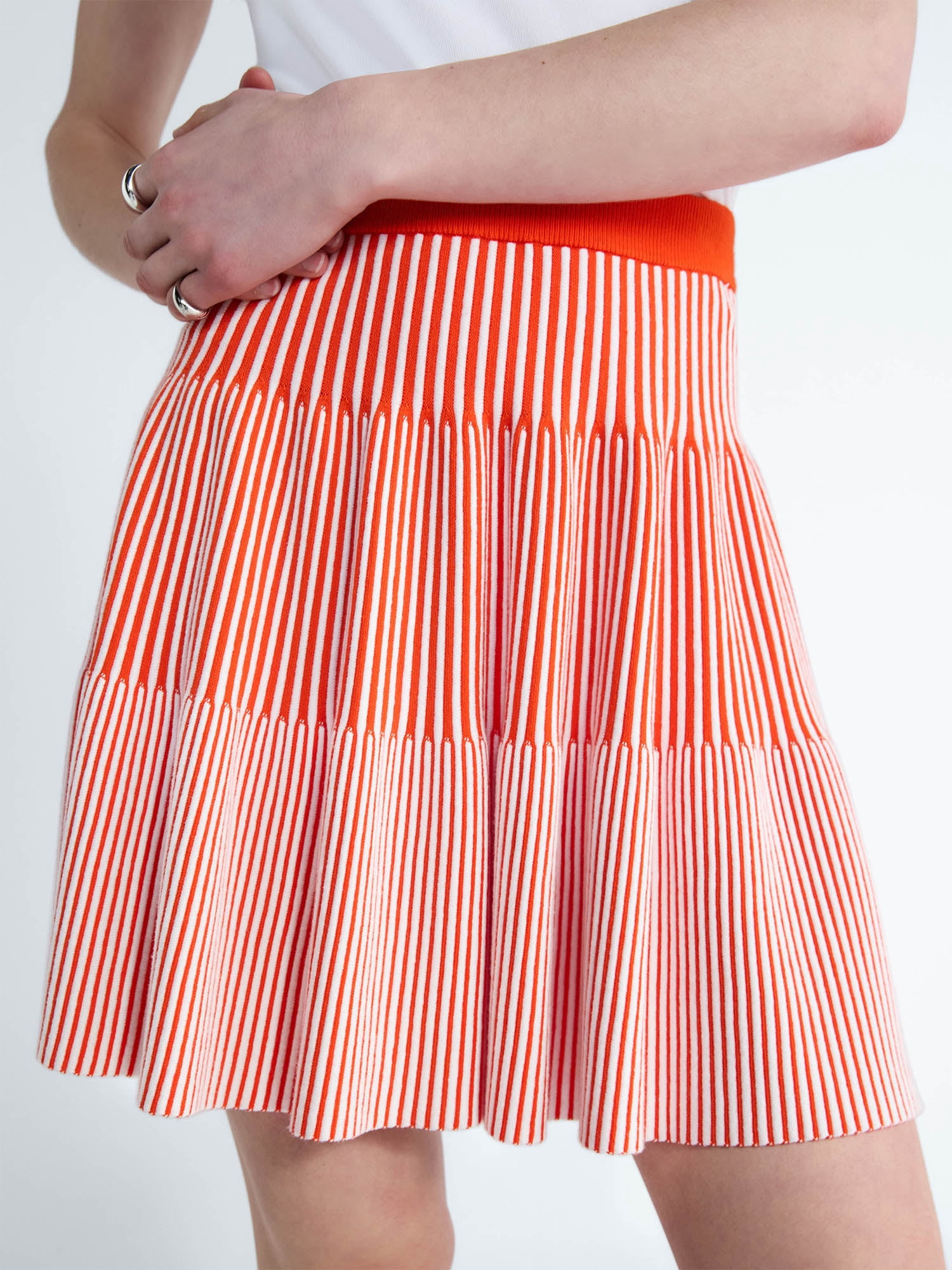 Free Assembly Women's and Women's Plus Ribbed Stitch Tiered Mini Skirt. Sizes XS-4X
