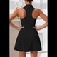 thumbnail image 5 of Vestido Deportivo Ajustado de Cintura Alta, Color Negro, Talla S, 5 of 6