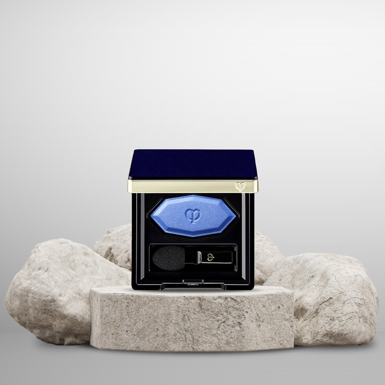 Cle De Peau Beaute CPSOLOES5-Q 0.06 oz Solo Powder Eye Color, 209 French Blue