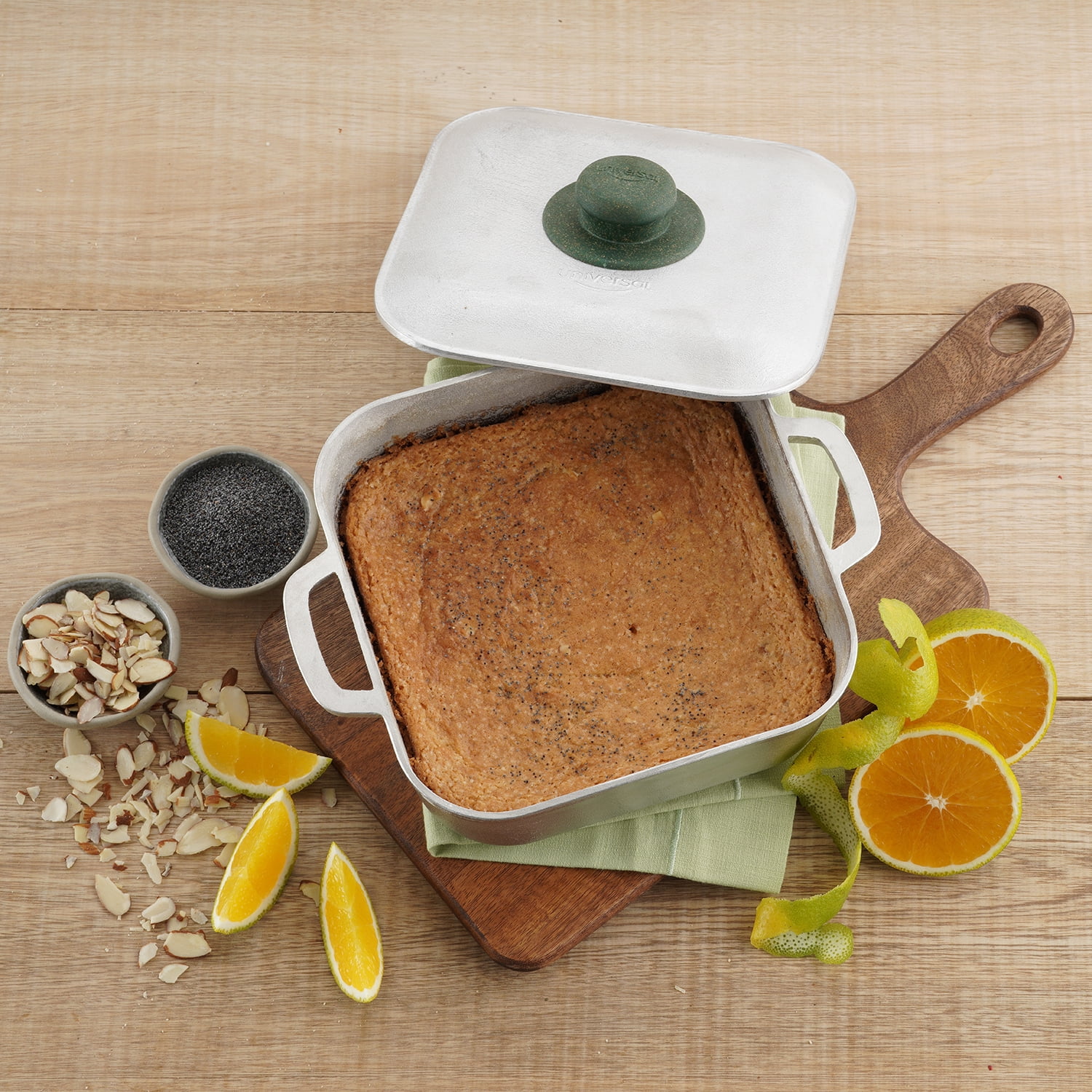 KSA Bendita 1.58qt Rust-Resistant Cast Aluminum Square Dutch Oven with Side Handles, Polished Silver