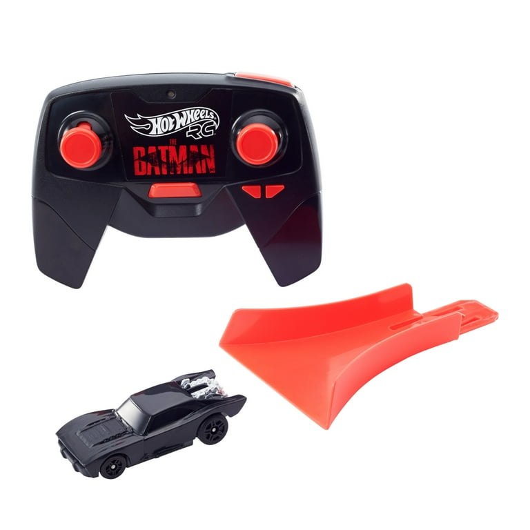 Hot Wheels Batman Batmobile R/C Race Toy, 1:64 Scale, USB Charging