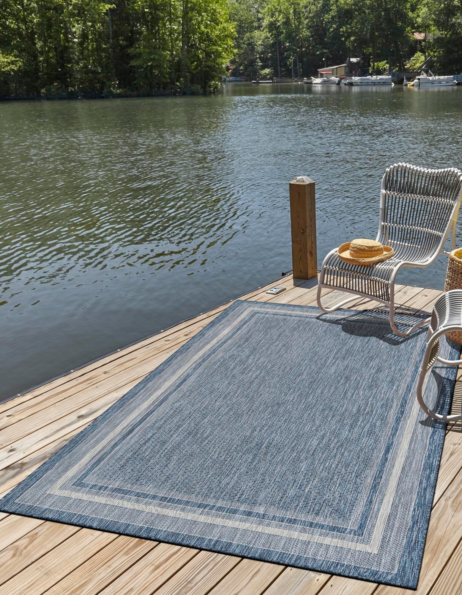 Unique Loom Outdoor Border Collection Area Rug - Soft Border (7' 1" x 10' Rectangle Blue/Ivory)
