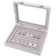 thumbnail image 2 of Caja de Almacenamiento para Exhibición de Joyas Oso de Fresa Gris con 8 Ranuras, 2 of 5