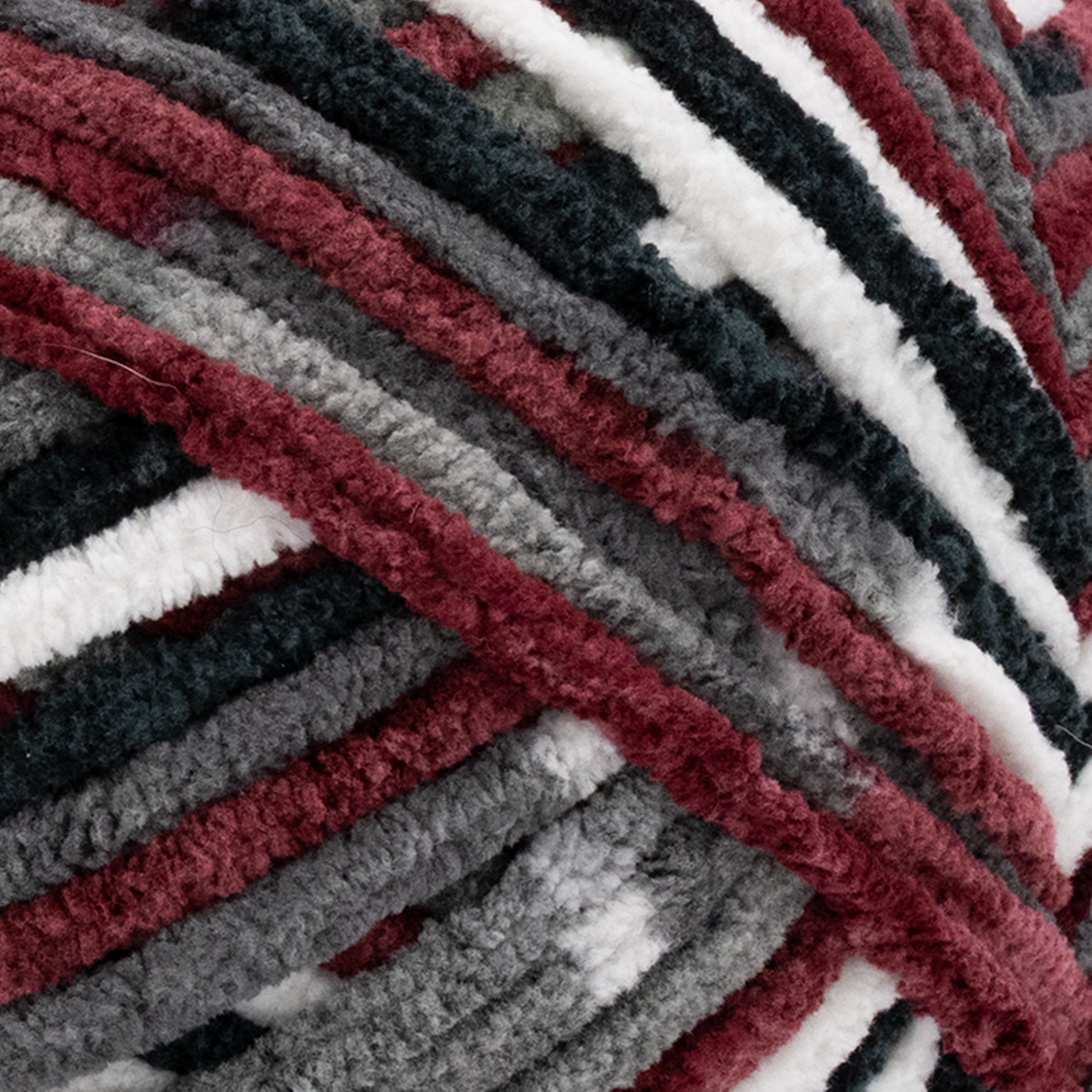 Lion Brand Yarn Cover Story: Favorite Blanket Potion Super Bulky Yarn Polyester Yarn 2 Pack
