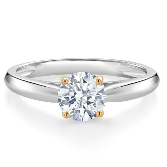 Gem Stone King 0.84 Ct Round White Zirconia 10K White and Yellow Gold Solitaire Engagement Ring (Size 5)