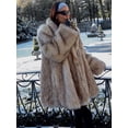 thumbnail image 5 of Abrigo de piel de zorro esponjoso con solapa sólida para mujer, chaqueta de gran tamaño con gradiente, abrigo peludo de manga larga, abrigo grueso y cálido para mujer, moda de invierno, 5 of 5