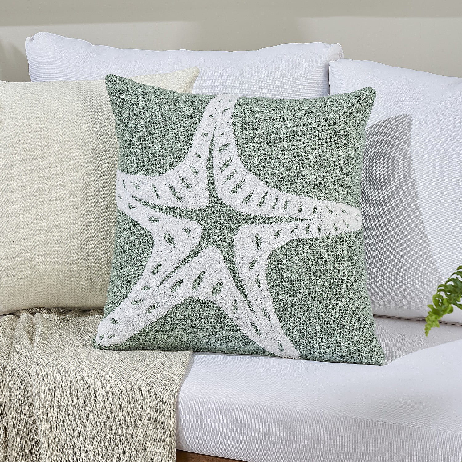 Mina Victory Towel Embroidered Starfish 18" x 18" Indoor Outdoor Throw Pillow Aqua