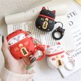 thumbnail image 5 of Funda para Airpods oso de fresa Diseño de gato de la suerte silicona negro, 5 of 5