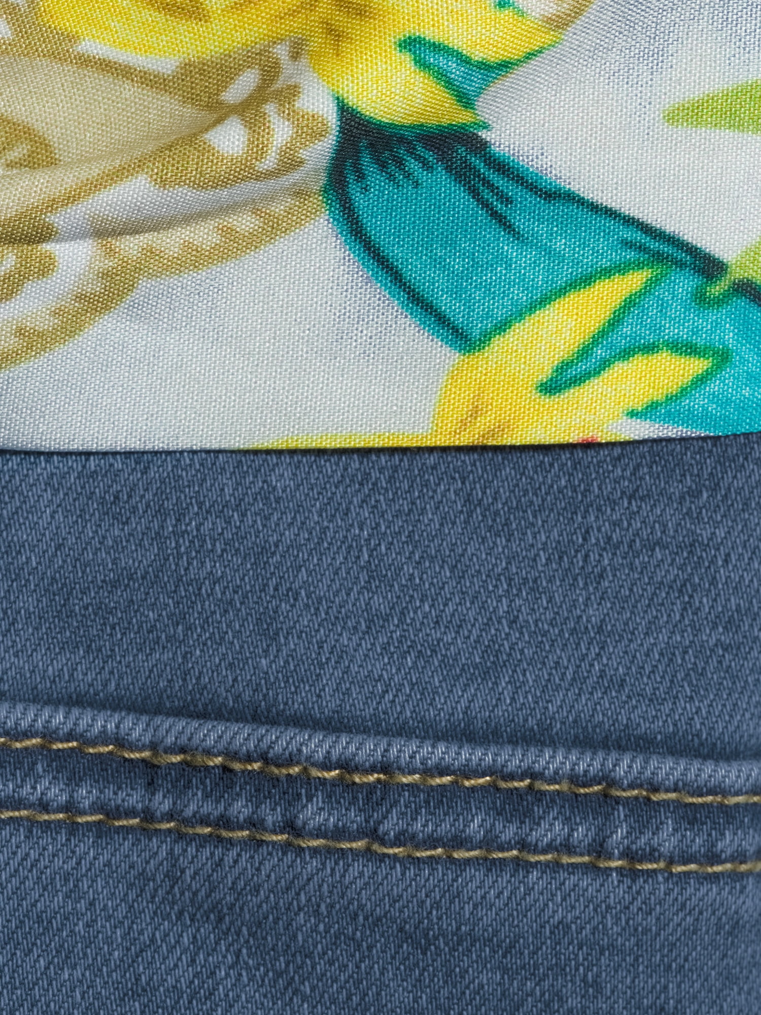 Alivia Ford Women's Plus Size Roll Cuff Denim Capri Jeans with Printed Belt