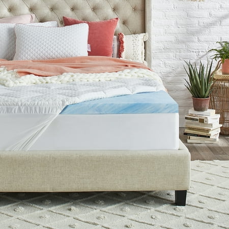 King Plush Pillowtop Gel Memory Foam Mattress Topper with Cool Touch Antimicrobial Cover - nüe by Novaform