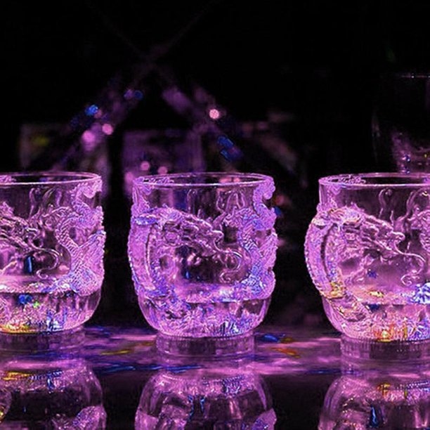 Creativo LED inductivo Arco Iris luz intermitente taza de whisky taza de cerveza cambio de Color taza de dragón luz intermitente tazas brillantes para fiesta LingWen 8390605182150