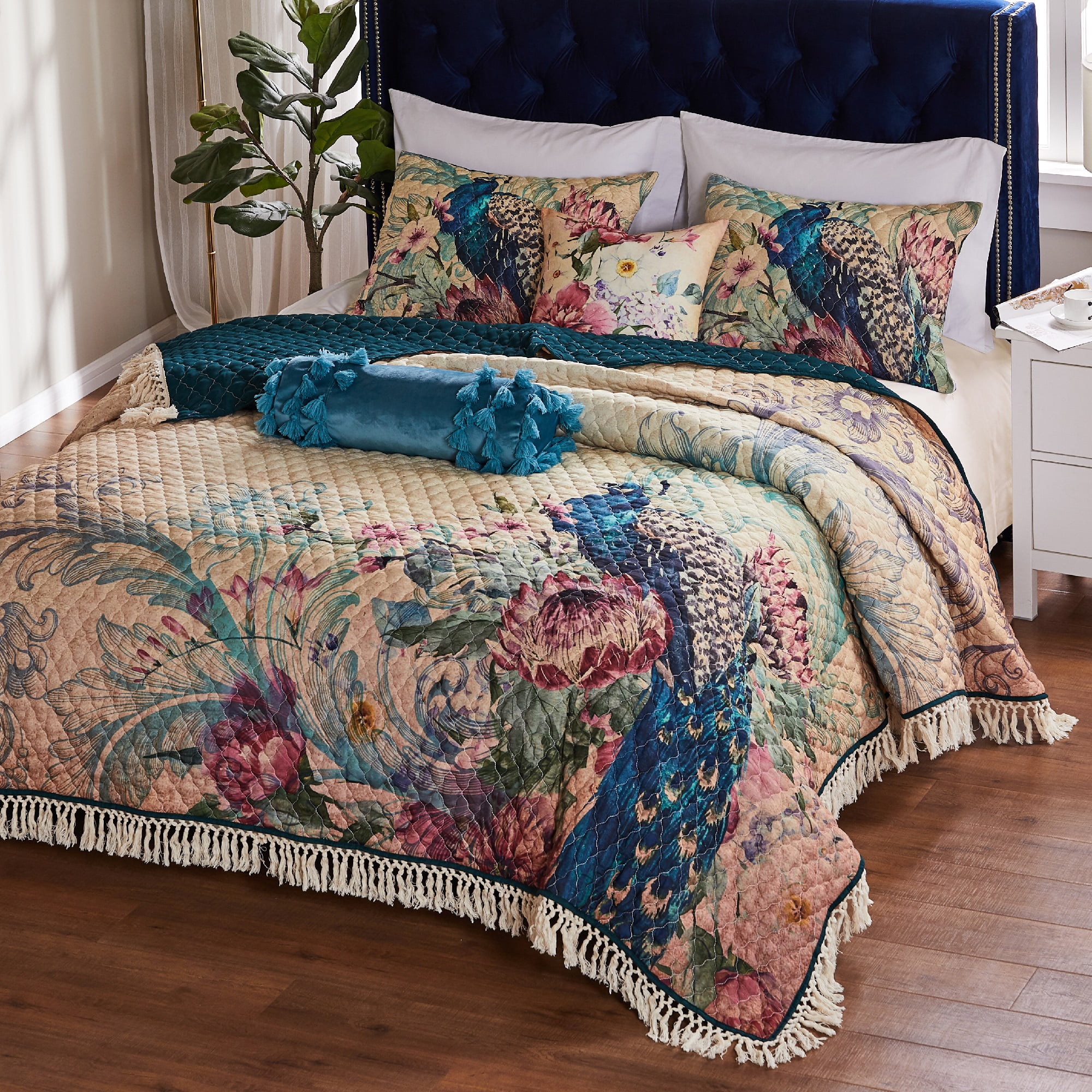 Barefoot Bungalow Boho Peacock Eden Lightweight Quilt Set, For Teens and Adults, 3-Piece King/Cal King