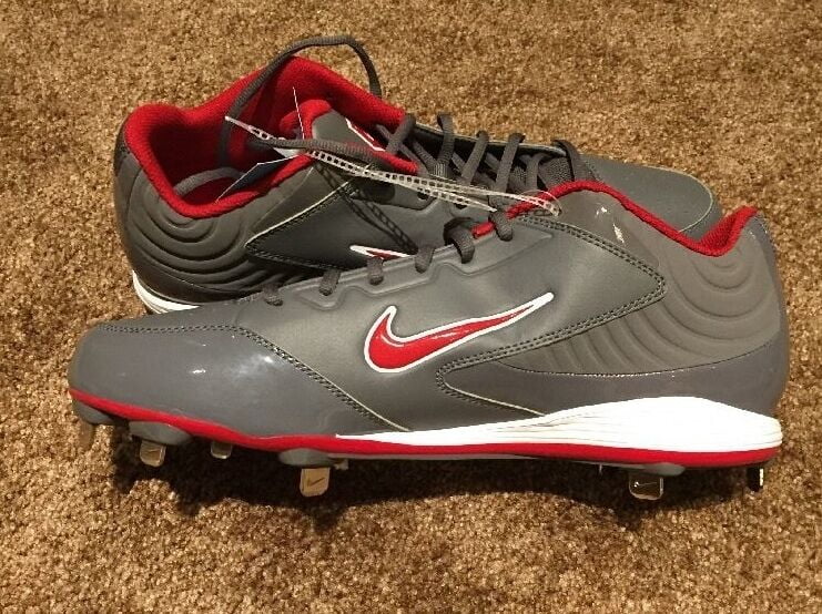 Metal Baseball Cleats in Baseball Gear 