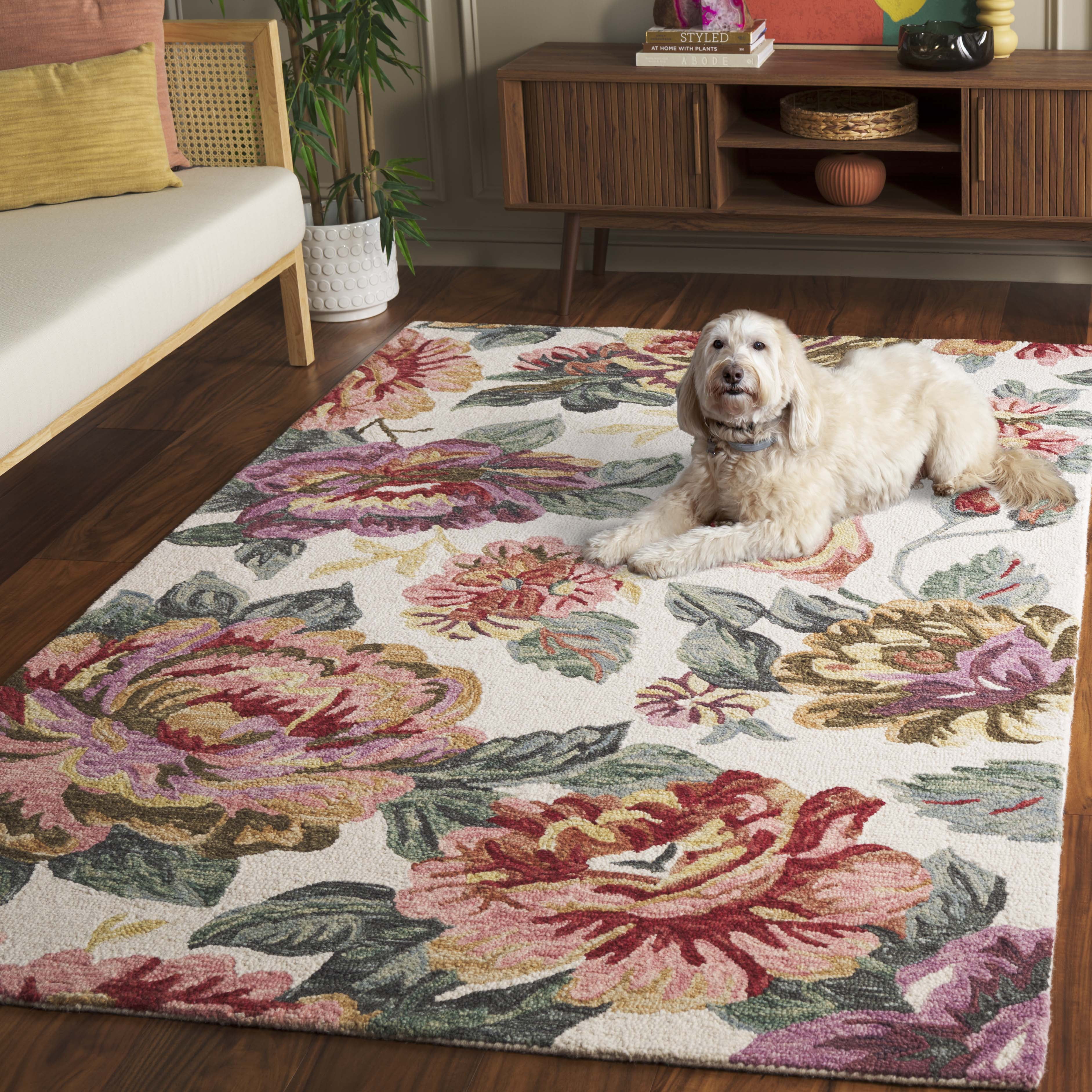 SAFAVIEH Jardin Aloysius Floral Area Rug, Ivory/Red, 5' x 8'