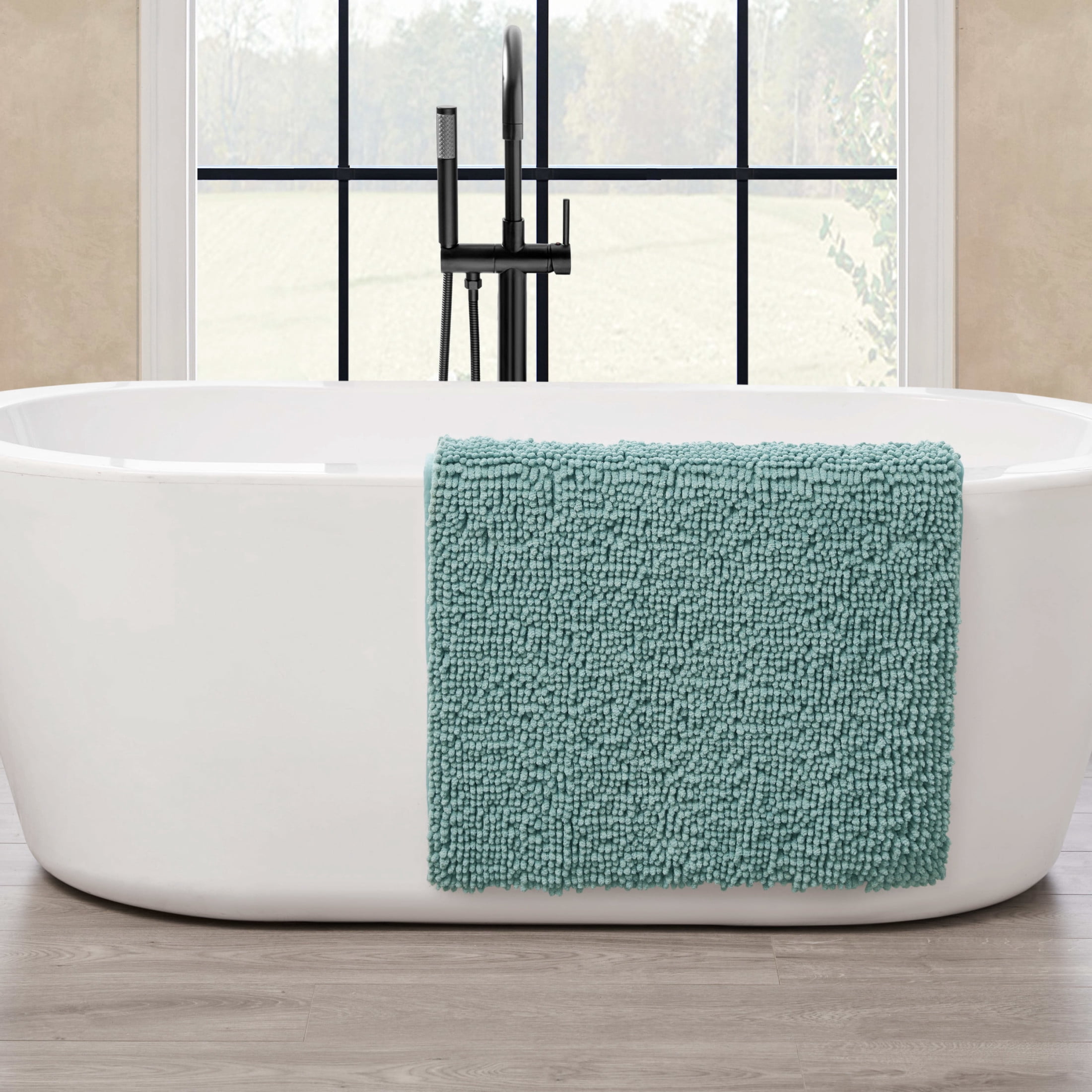 Resort Collection Chenille Plush Loop Bath Mats