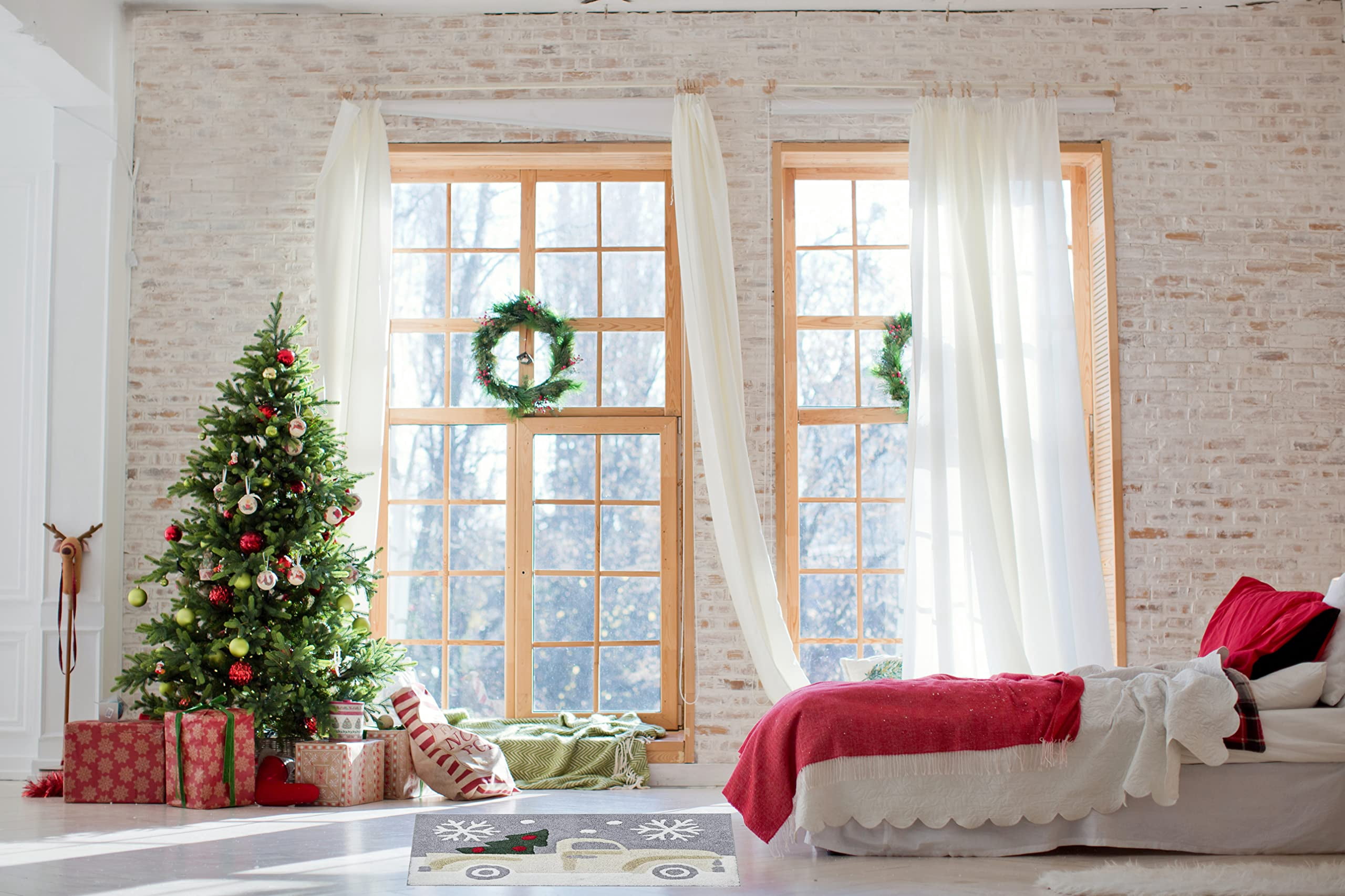 Gilbin Christmas Holiday Décor Square Pick Up Truck with Christmas Tree Water Absorbent Bathroom Vanity Bath Rug 20x30, 100% Cotton Bath Spa Mat Accent Rug Machine Washable