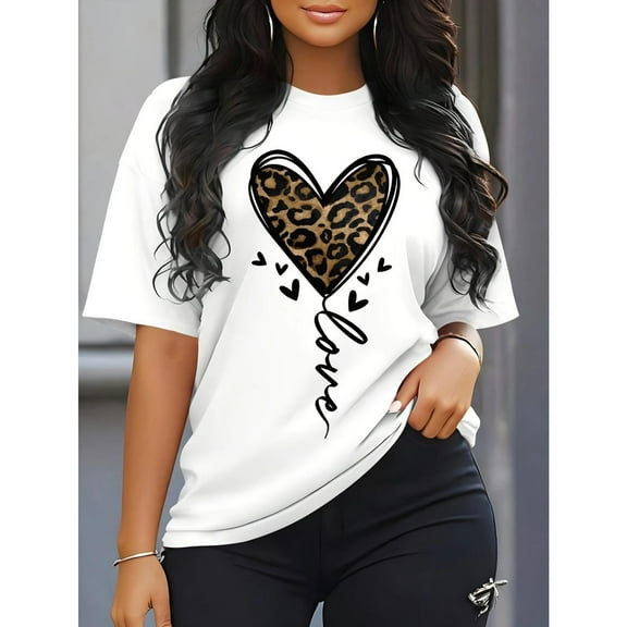 Women's White Leopard Print Heart Graphic Tee Plus Size S-6XL, Stylish Printed T-Shirt, Casual Oversized Top for Fashion Lovers & Romantic Style Enthusiasts