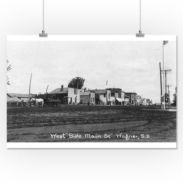 Wagner, South Dakota West Side View of Main Street (16x24 Giclee