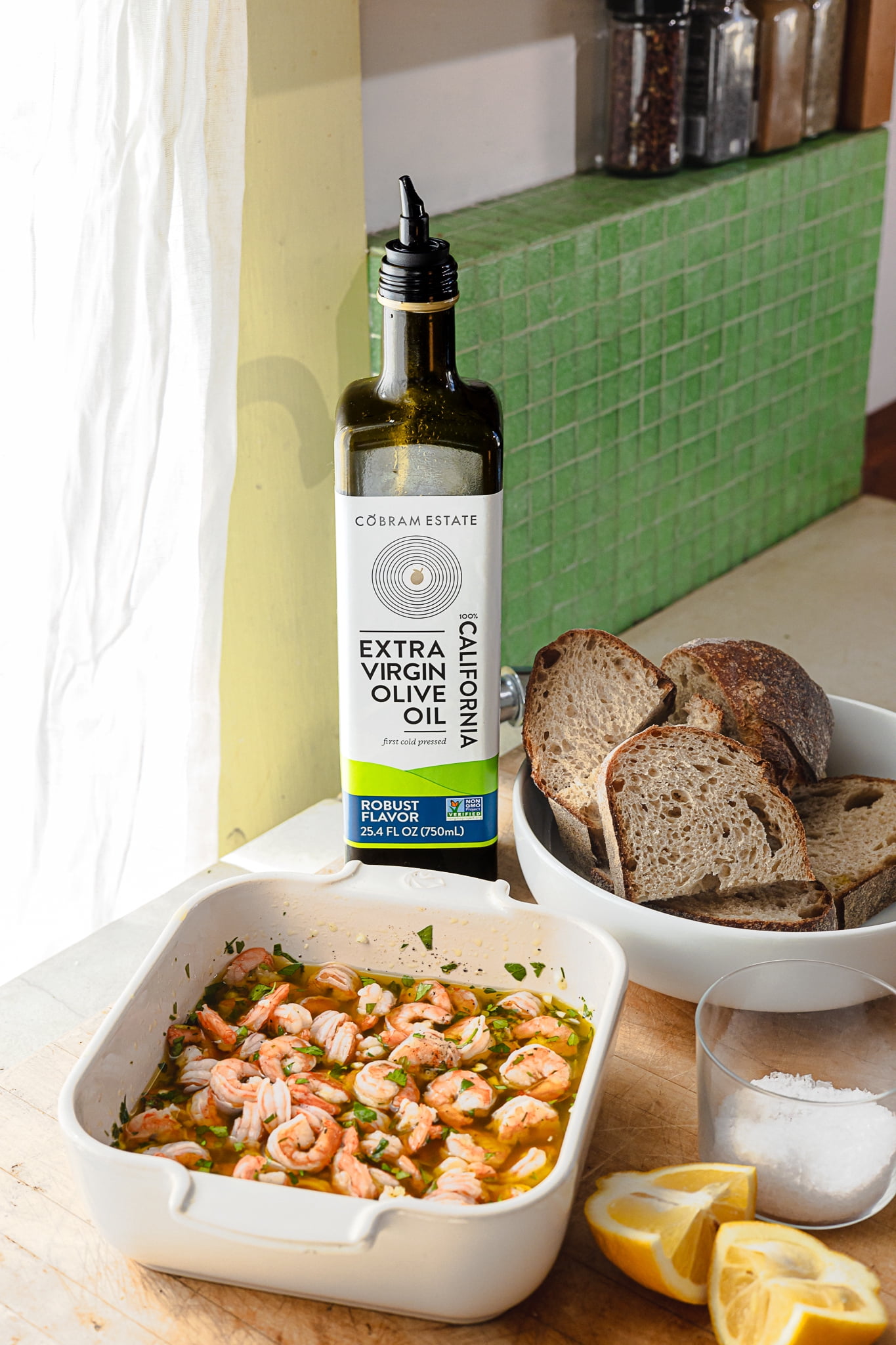 Cobram Estate Robust Flavor 100% California Extra Virgin Olive Oil, 25.4 fl oz Bottle – First Cold Pressed, Easy-Pour Cooking Oil