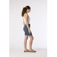 thumbnail image 3 of Levi Strauss Signature Women's and Women's Plus Vintage Relaxed Mid Thigh Shorts, Sizes 2-18, 3 of 7