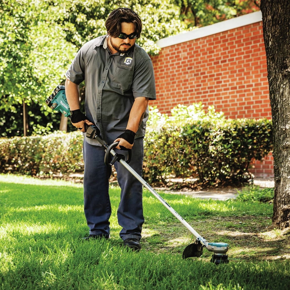 Makita XRU15PT1 18-Volt X2 (36-Volt) LXT Lithium-Ion Brushless Cordless String Trimmer Kit with 4 Batteries