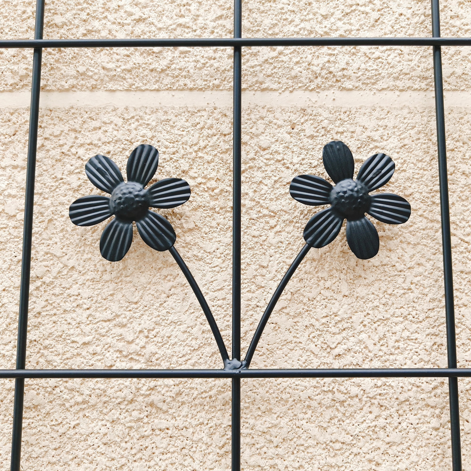 Yoneston 4 Pack 86.7"x19.7" Metal Garden Trellis, Metal Coating Anti-Rust and Sturdy, Rustproof Flower Metal Trellis for Outdoor Decoration, Black