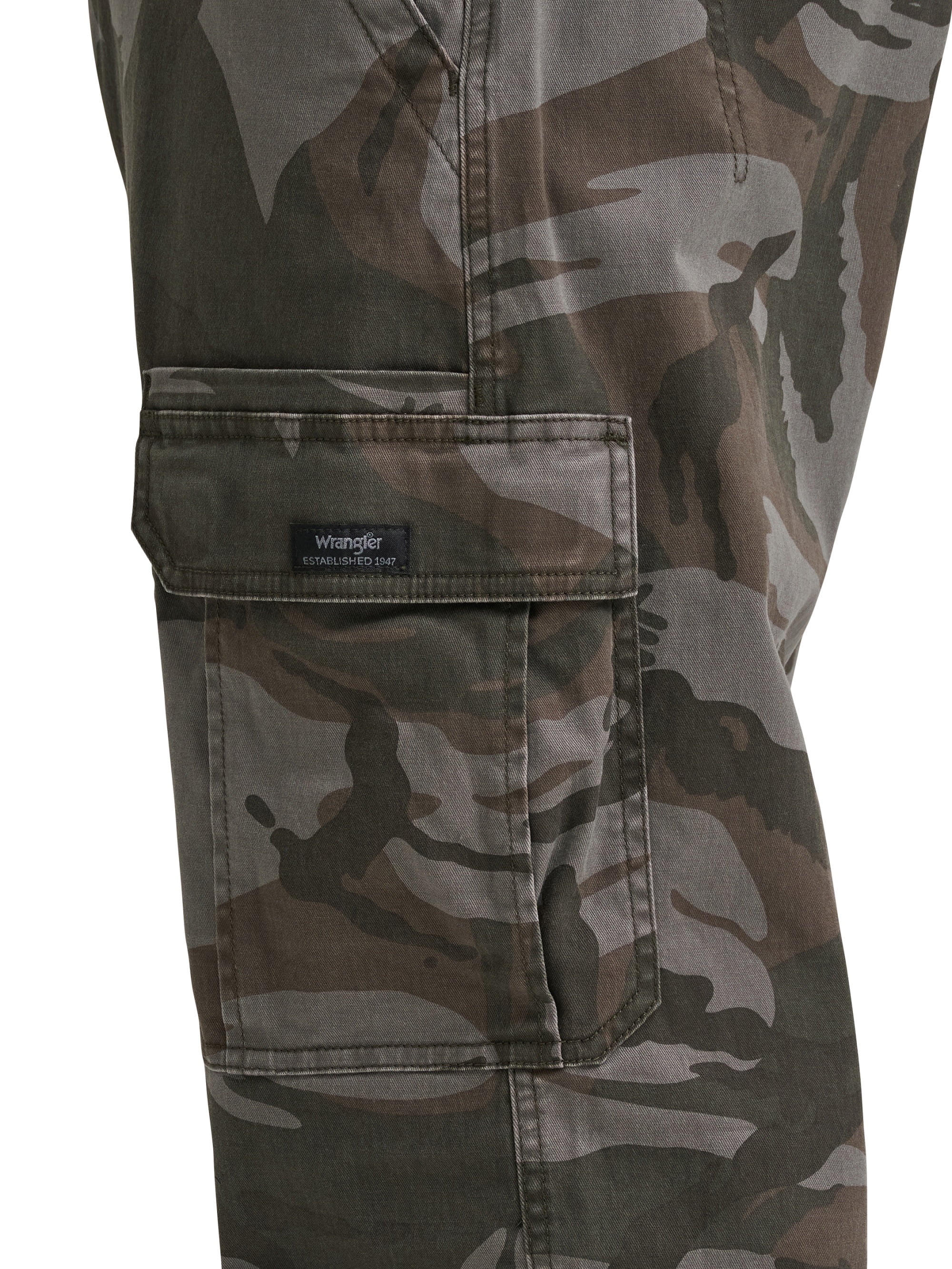 Wrangler Men's and Big Men's Relaxed Fit Cargo Pants With Stretch