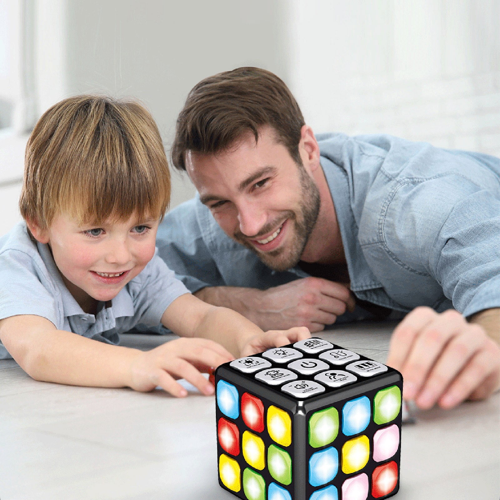 5 Pcs Jogo Cubo Eletrônico - cubo iluminação música com luzes LED e música  embutidas,Mini brinquedo cubo STEM com 4 modos jogo, brinquedo exploração  cerebral para meninos : : Brinquedos e Jogos