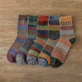thumbnail image 2 of Calcetines Witner para hombre, gruesos y cálidos, de lana, estilo retro, de alta calidad, juego de 5 pares, calcetines para mujer, modelos para parejas, talla única, 2 of 5