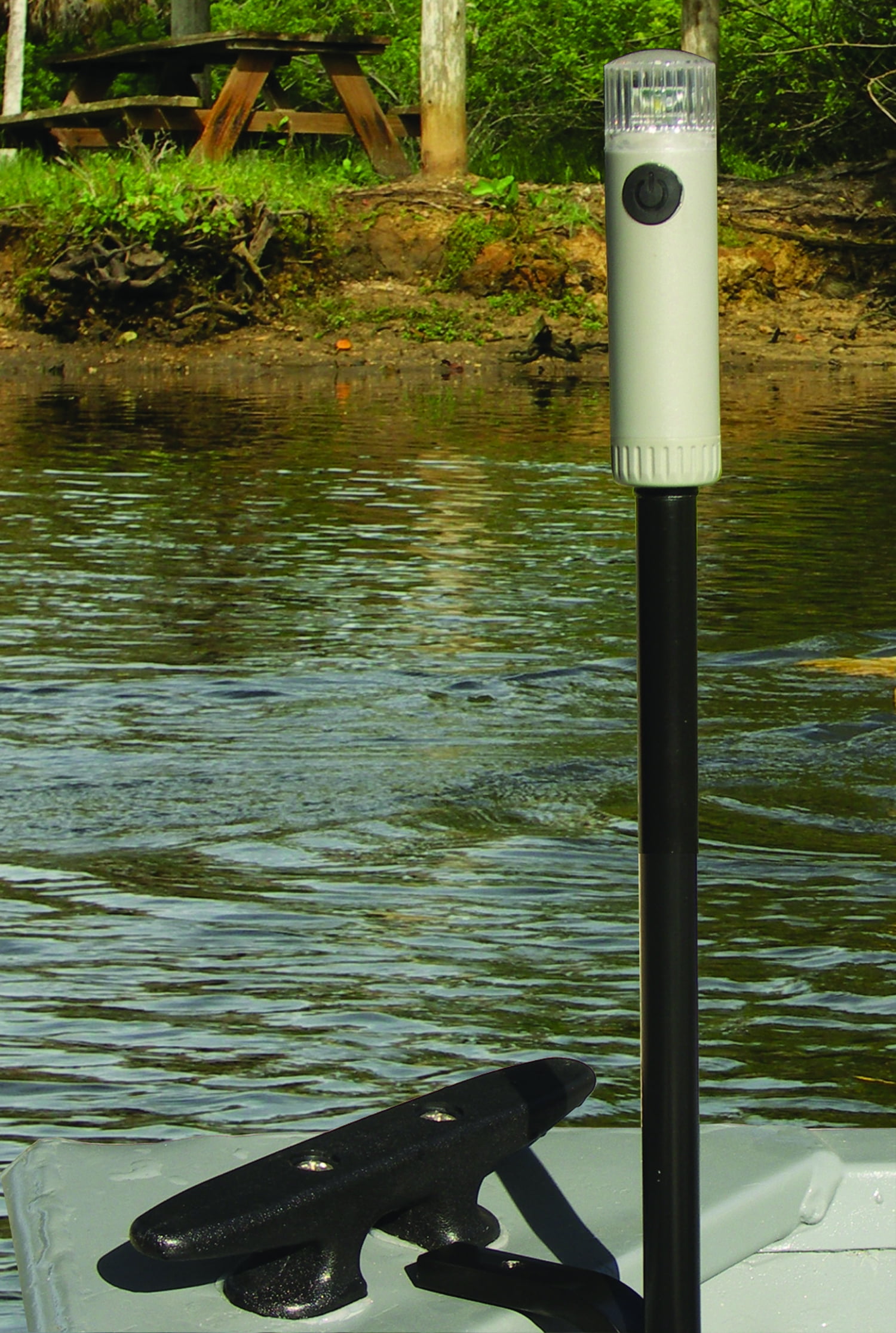 Shoreline Marine Portable Clampon W/ Navigational Light